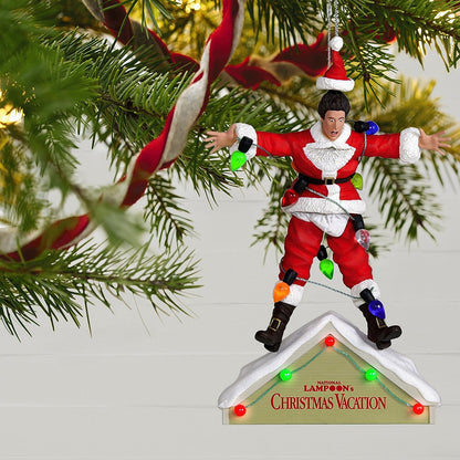 2018 A Fun, Old-Fashioned Family Christmas Hallmark Ornament (Christmas Vacation) QXI3113