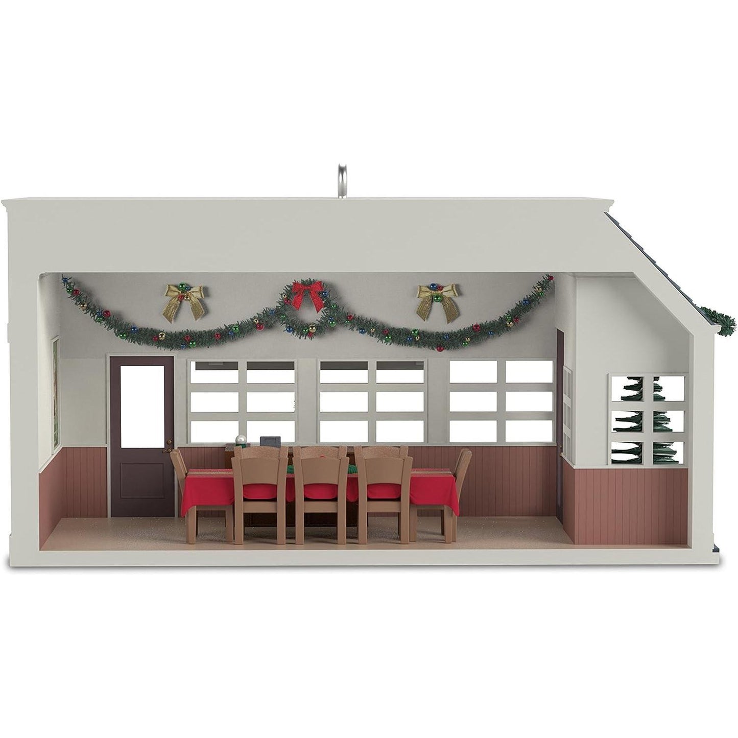 2018 Chris Kringle Kitchen Hallmark Ornament (Christmas in Evergreen) QGO2203