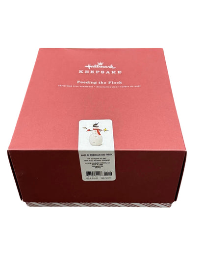 2018 Feeding the Flock Hallmark Ornament (Snowmen) QK6426