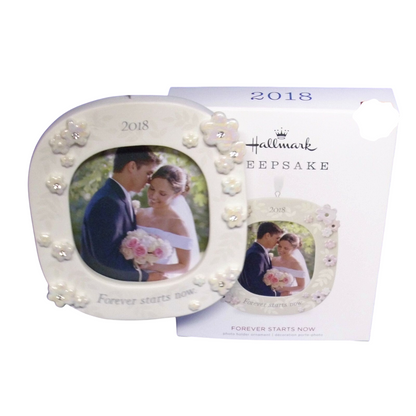 2018 Forever Starts Now Hallmark Ornament (Photo Holder) QHX4066