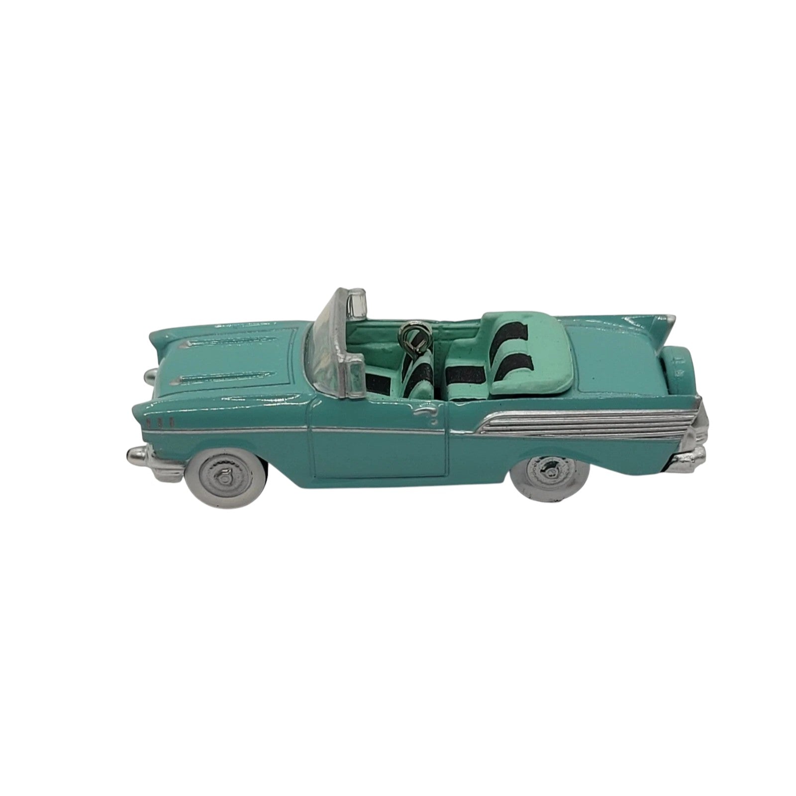 2018 (1957) Chevrolet Bel Air Hallmark Ornament (Lil' Classic Cars) QXM8253