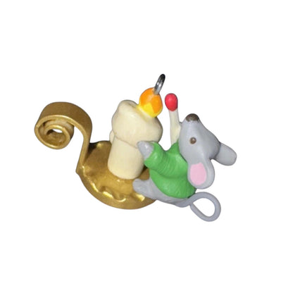 2018 A Creature Was Stirring Hallmark Ornament (A Creature Was Stirring) QXM8133