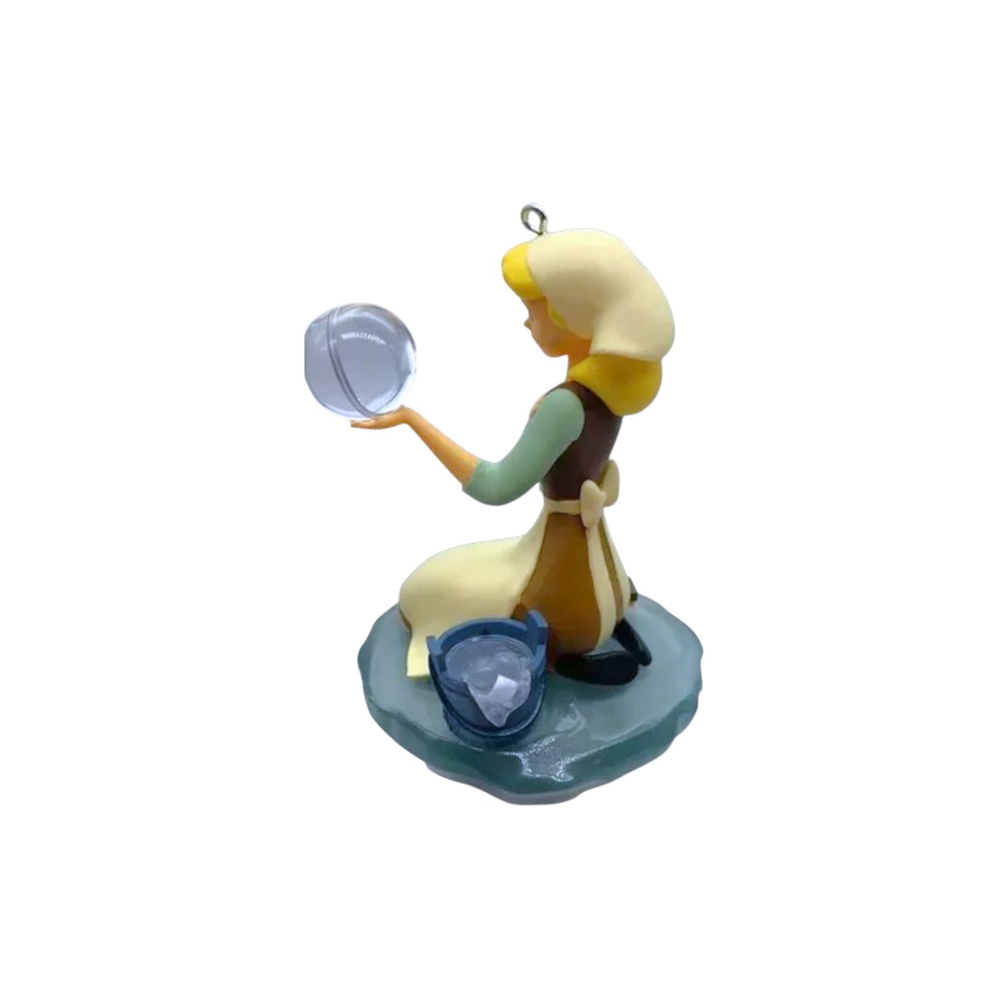 2018 A Dream Come True Hallmark Ornament (Cinderella) QXD6306 Image5