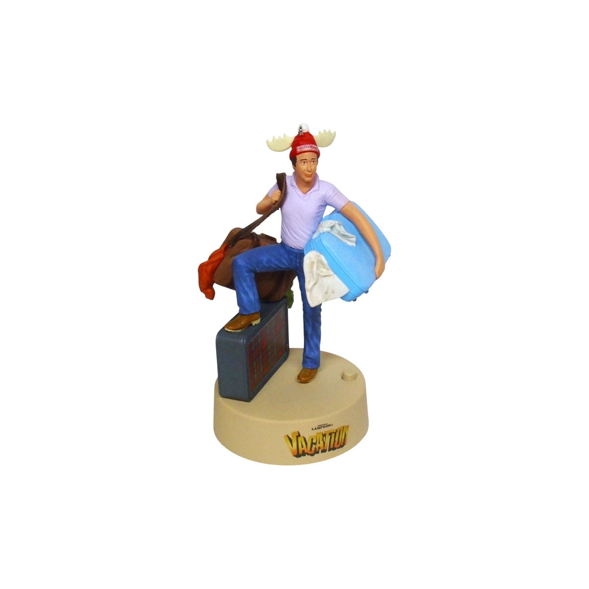 2018 A Quest For Fun Hallmark Ornament (Christmas Vacation) QXI3083 Image1