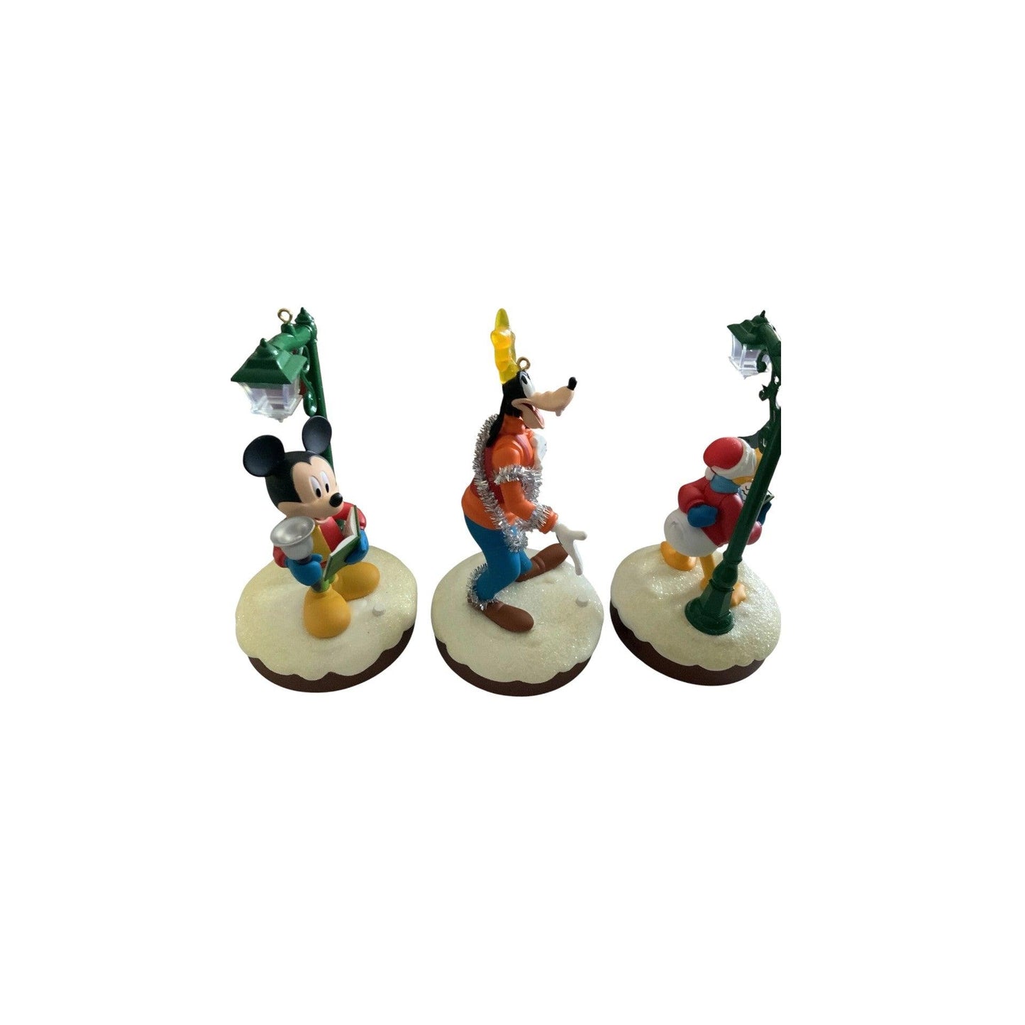 2018 Christmas Carolers Collector’s Set (Disney) Hallmark Ornament QXD6406 Image1