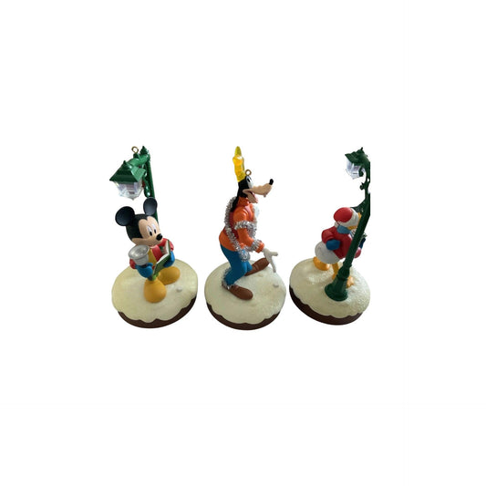 2018 Christmas Carolers Collector’s Set (Disney) Hallmark Ornament QXD6406 Image1