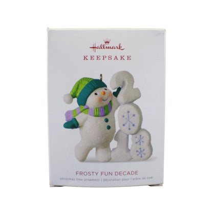 2018 Frosty Fun Decade Hallmark Ornament (Frosty Fun Decade) QX9513