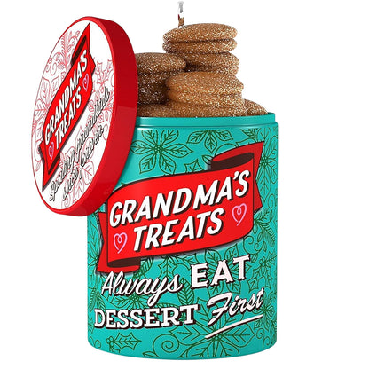 2018 Grandma's Cookie Jar Hallmark Ornament (Cookie Jar) QGO1873