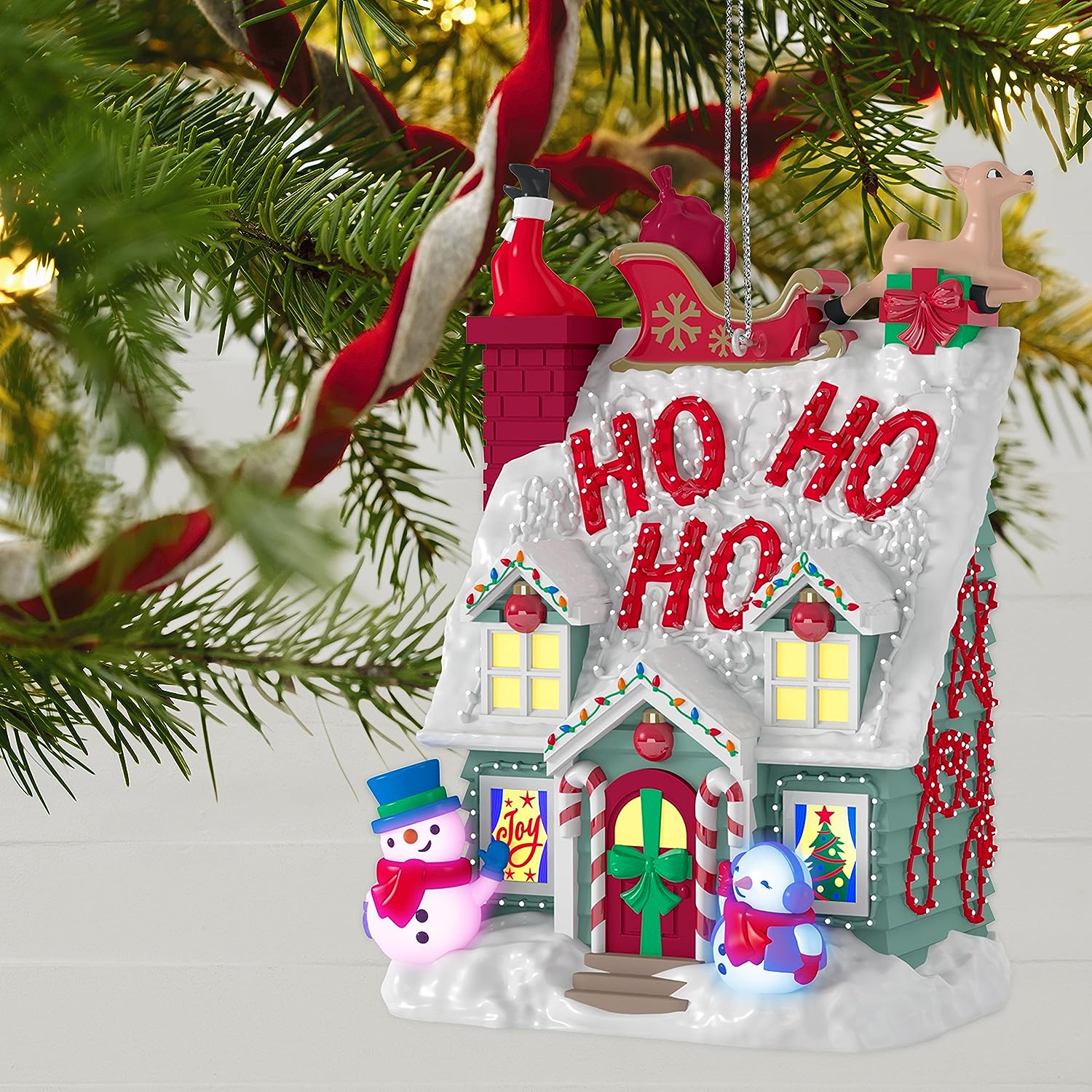 QGO1846 2018 Merriest House In Town (Snowmen) Image4