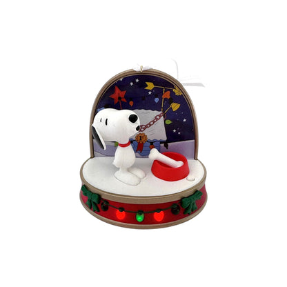 2018 Snoopy Hallmark Ornament (Peanuts) QXI3017 Image1