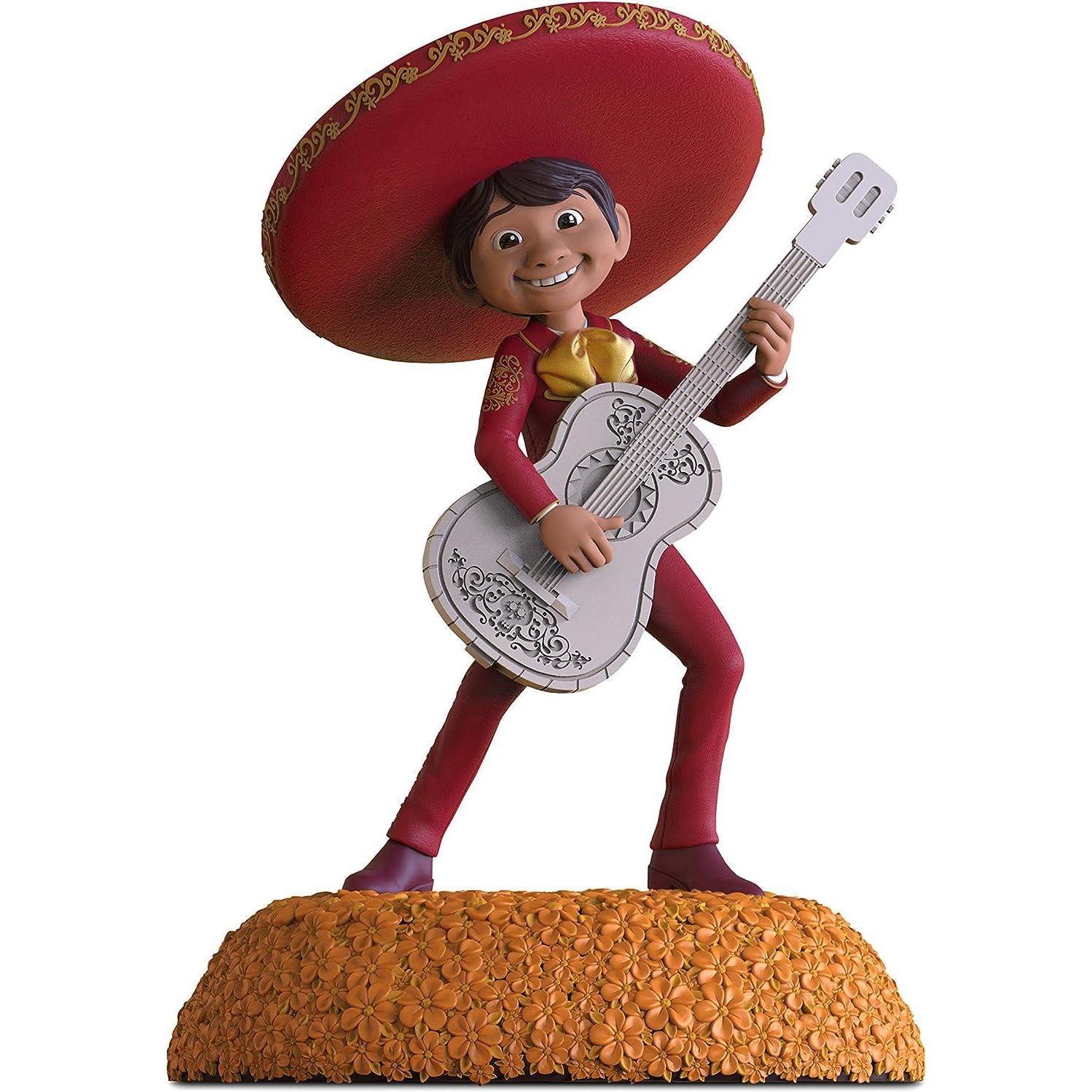 2018 The World ES Mi Familia Hallmark Ornament (Disney) QXD6416