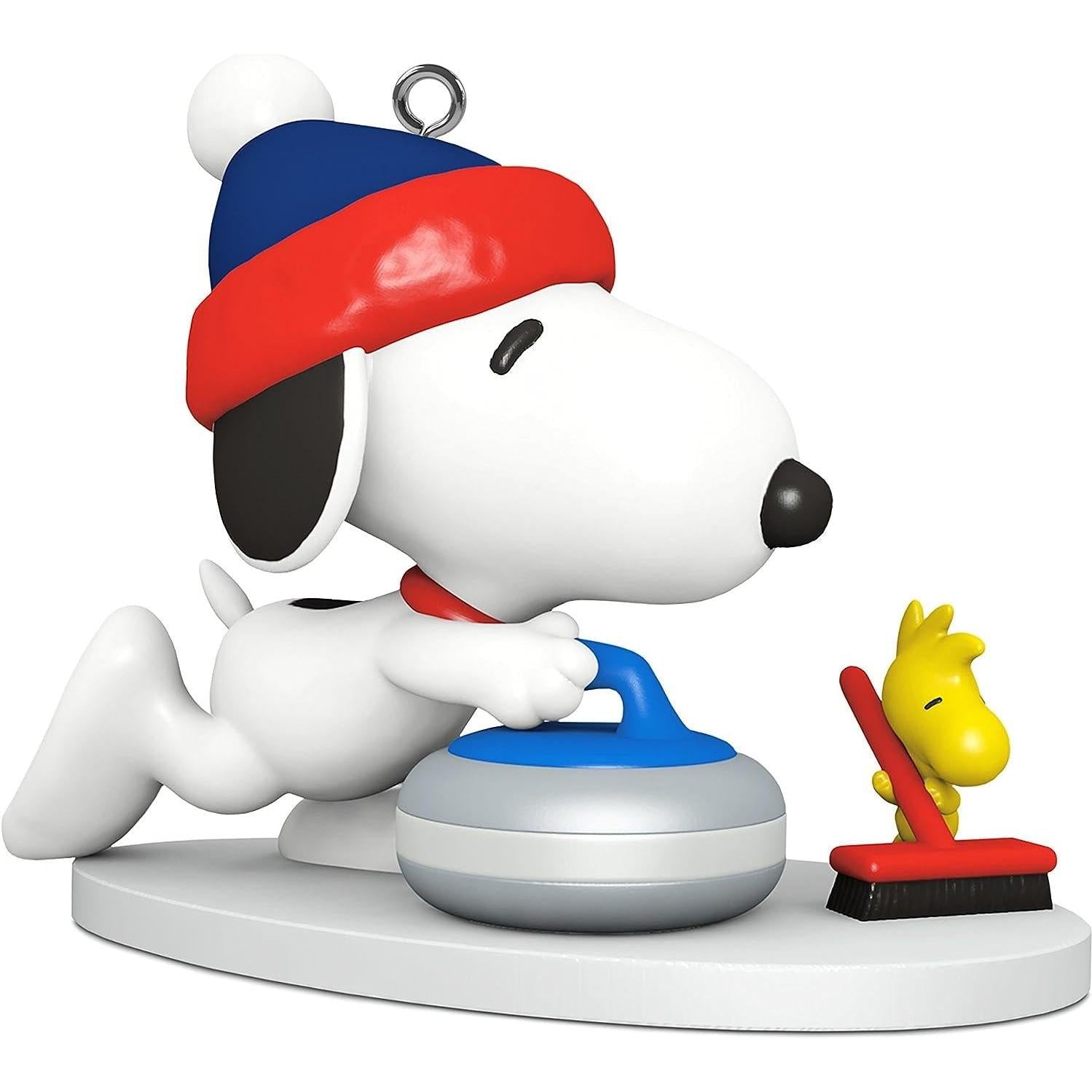 2018 Winter Fun with Snoopy Hallmark Ornament (Winter Fun with Snoopy) QXM8146