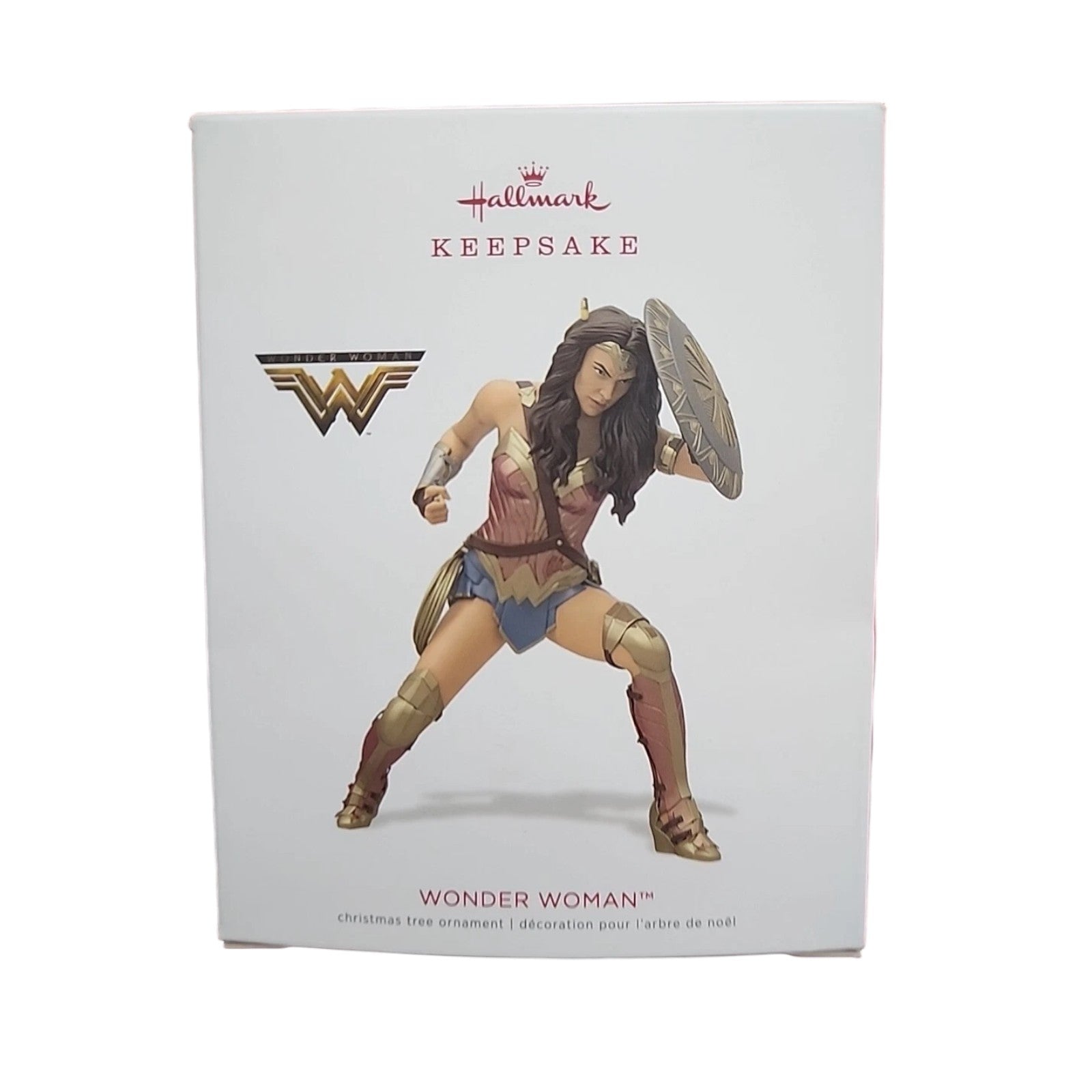 2018 Wonder Woman Hallmark Ornament (Super Heroes) QXI3006