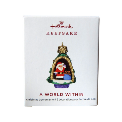 2019 A World Within Hallmark Ornament (A World Within) QXM8269