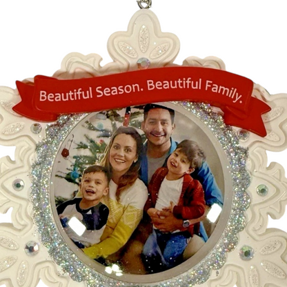 2019 Beautiful Family Hallmark Ornament (Photo Holder) QGO2079