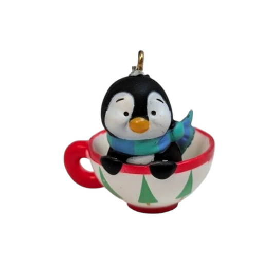 2019 Cozy Cup Hallmark Ornament (Petite Penguins) QXM8277