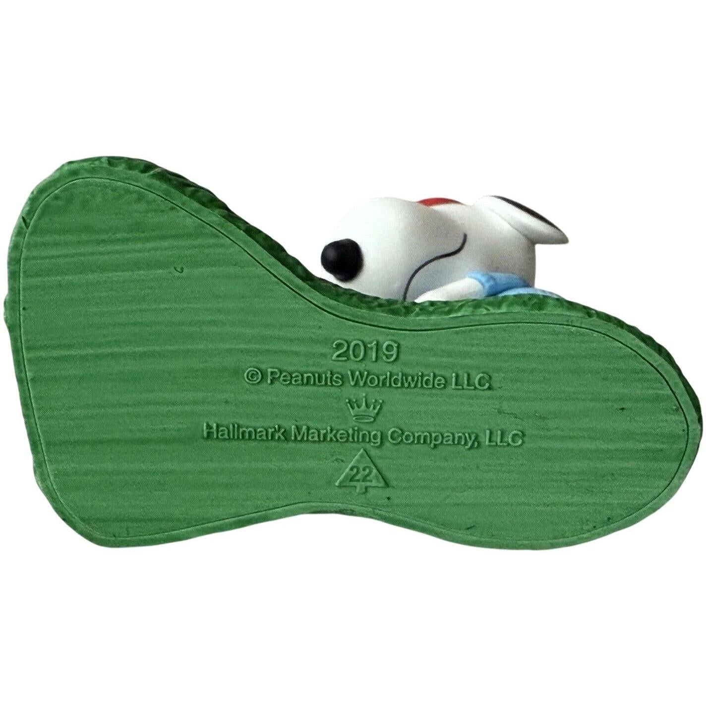 2019 Golfer Snoopy Hallmark Ornament (Spotlight on Snoopy) QXR9457