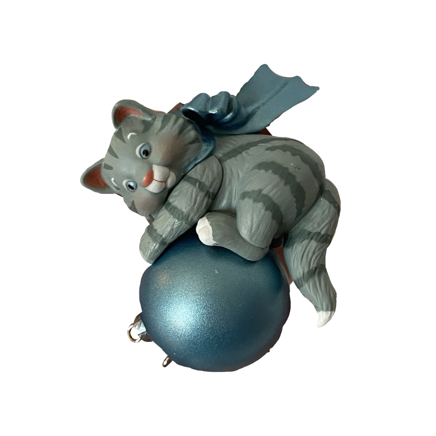 2019 Mischievous Kitten Surprise Hallmark Ornament (Mischievous Kitten) QGO2339
