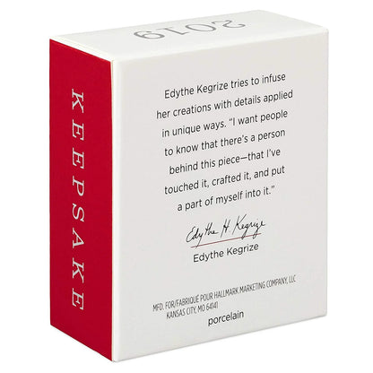 2019 Pretty Penguin Hallmark Ornament (Penguins) QXM8329