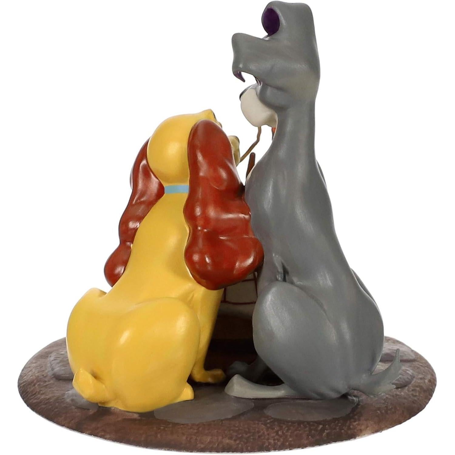 2019 A Beautiful Night Hallmark Ornament (Lady and the Tramp) QXD4087