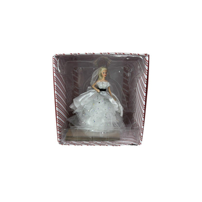 2019 Barbie 60th Anniversary (Barbie) Hallmark Ornament QK1007 Image4
