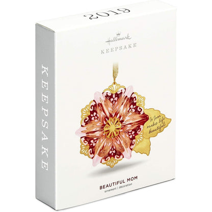 2019 Beautiful Mom Hallmark Ornament (Family) QHX4009