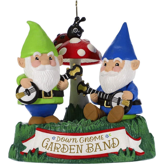 QGO2229 2019 Dueling Gnomes (Garden) Image1
