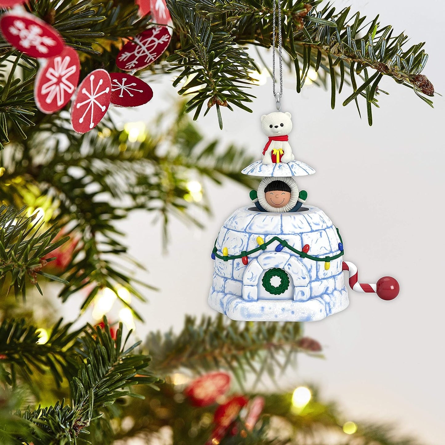 2019 Frosty Surprise Hallmark Ornament (Frosty Friends) QXM8327