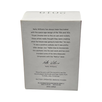2019 Holly Jolly Christmas Record Player (Magic) Hallmark Ornament QXI3757 Image5