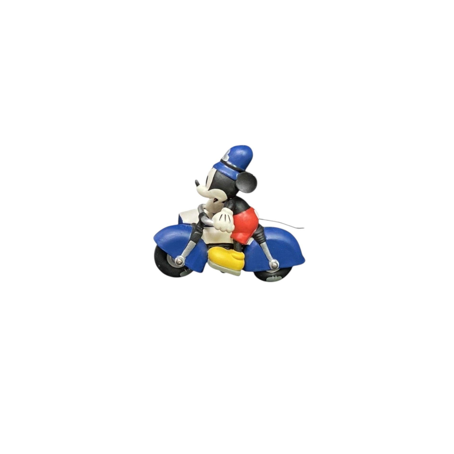 2019 The Dognapper Mickey Mouse Hallmark Ornament - QXC5335 Image4