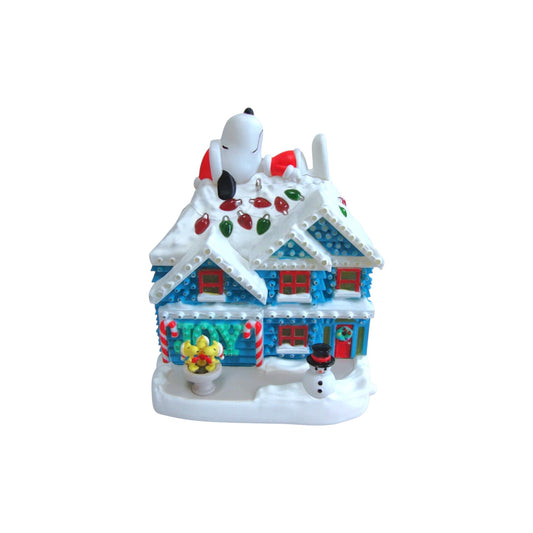 2019 The Merriest House in Town Hallmark Ornament (Peanuts) QXI3707 Image1