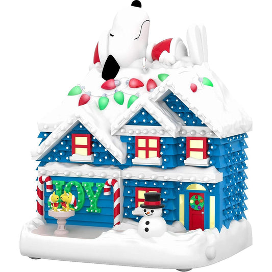 2019 The Merriest House in Town Hallmark Ornament (Peanuts) QXI3707