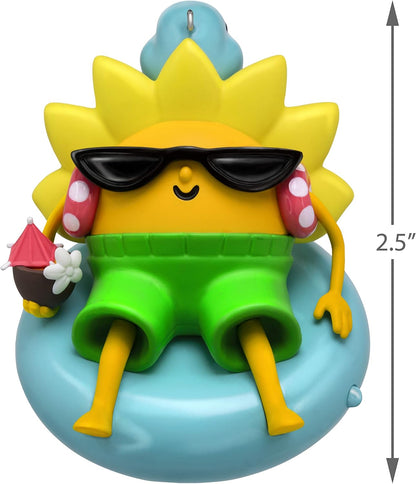 2019 Walking on Sunshine Hallmark Ornament (Beach) QGO2319