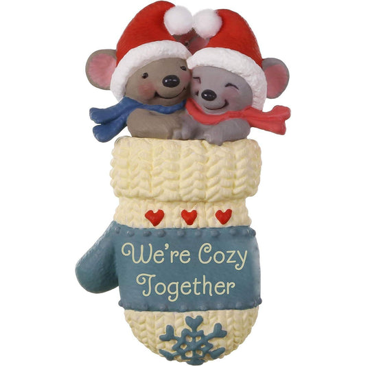 QGO2377 2019 We're Cozy Together (Family) Image1