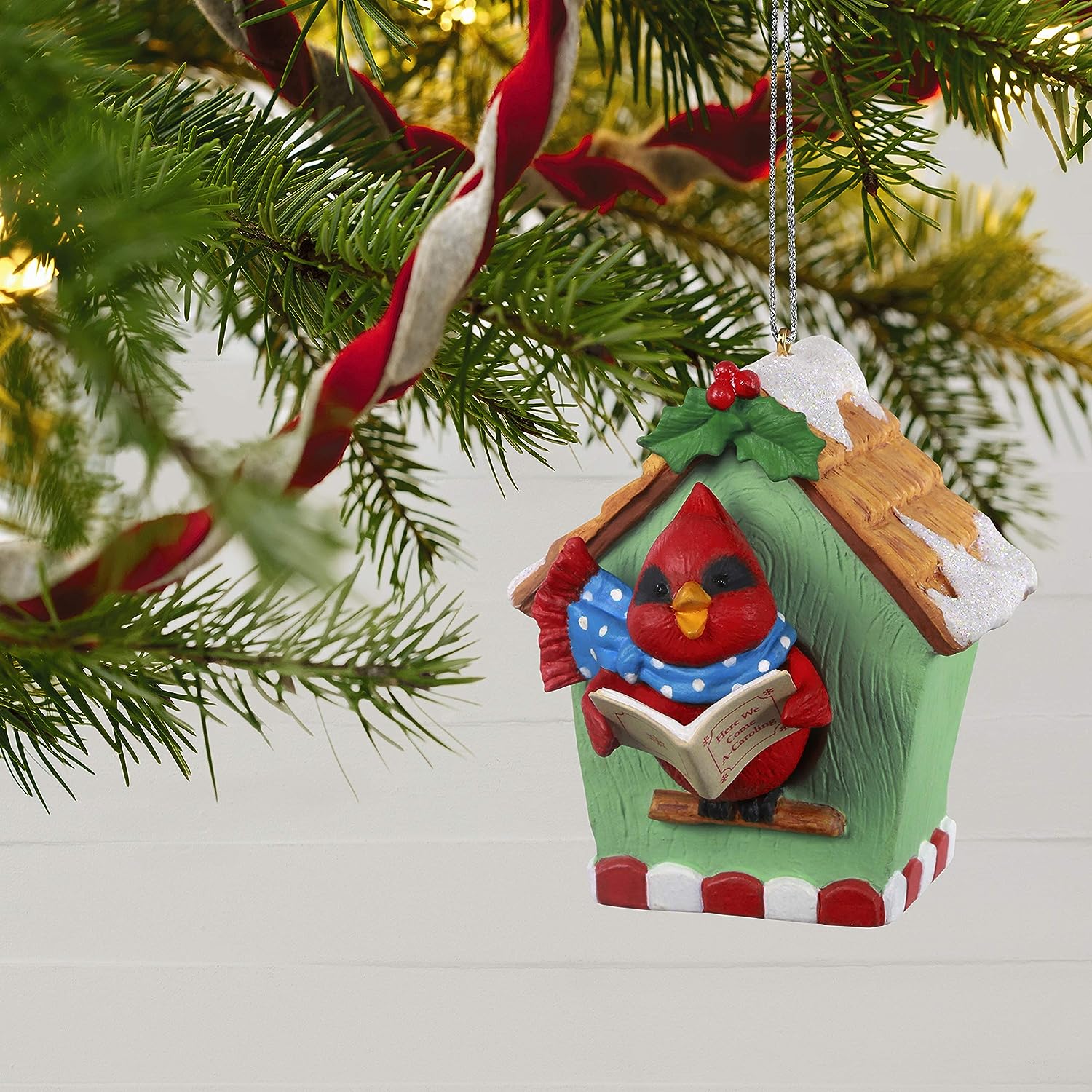 2020 Caroling Cardinal Hallmark Ornament (Bird) QGO2041