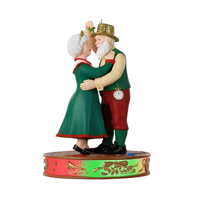 2020 Happy New Year! Hallmark Ornament (Once Upon a Christmas) QGO1764