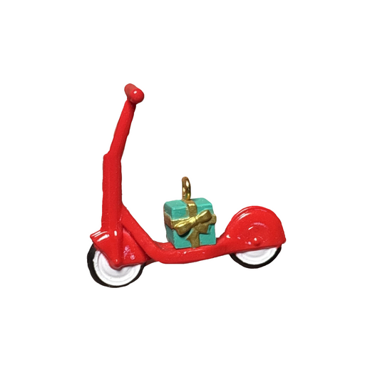 2020 Small Scooter Hallmark Ornament (Toy) QXM8224