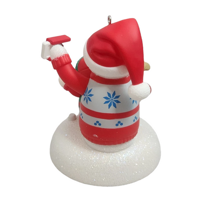 2020 Cozy Christmas Selfie Hallmark Ornament (Snowmen) QGO1831 Image4