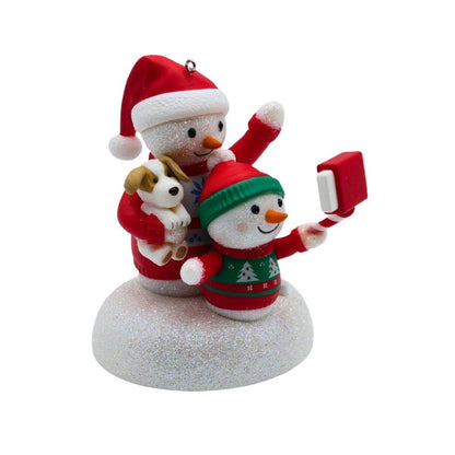 2020 Cozy Christmas Selfie Hallmark Ornament (Snowmen) QGO1831