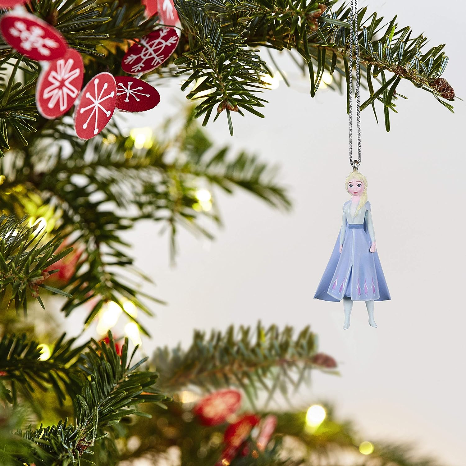 2020 Elsa Hallmark Ornament (Frozen) QXM8184