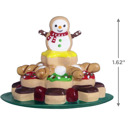 2020 Season's Treatings Hallmark Ornament (Season's Treatings) QXR9181