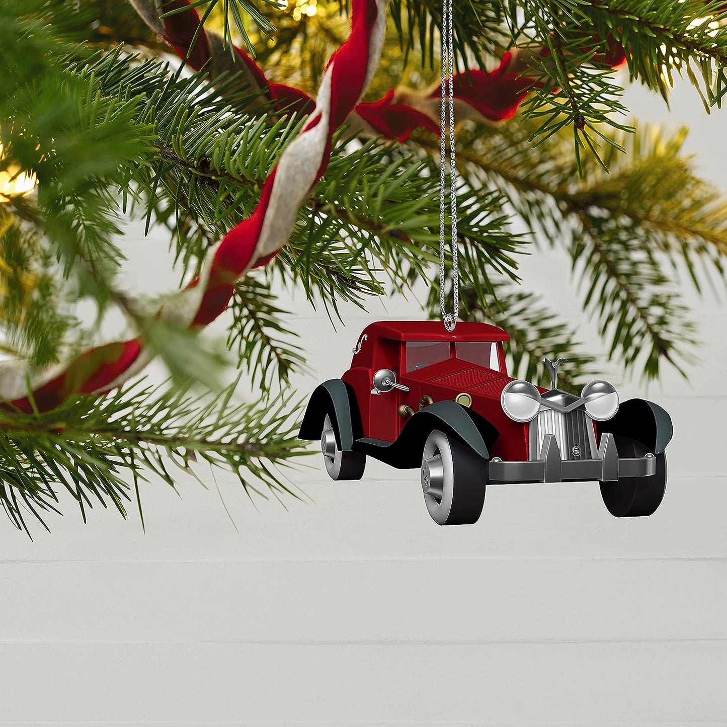 QXD6455 2021 A DE VIL-ISH RIDE Disney 101 Dalmatians Image5