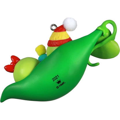 QGO2195 2021 Baby Makes Three Image2