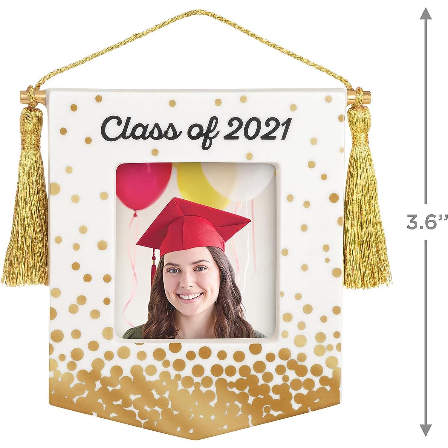 QHX4062 2021 Congrats, Grad! (Photo Holder) Image4