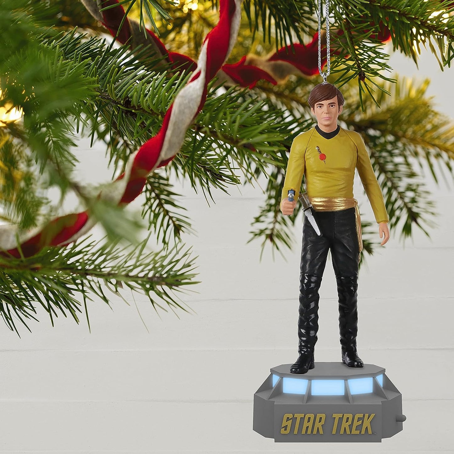 QXI7005 2021 Ensign PAvel Chekov (Star Trek) Image4