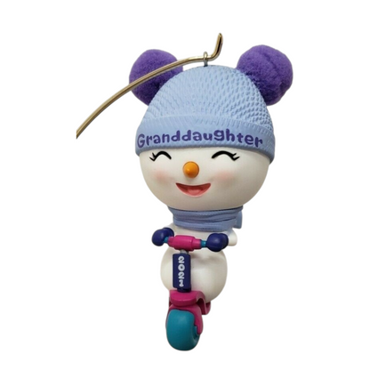 2021 GrandDaughter Hallmark Ornament (Family) QGO2022