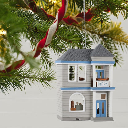 QXR9215 2021 Keepsake Korners Coffee Shop Image5