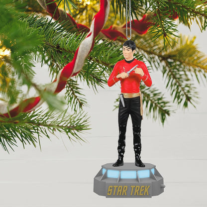 2021 Lieutenant Hikaru Sulu Hallmark Ornament (Star Trek) QXI6071