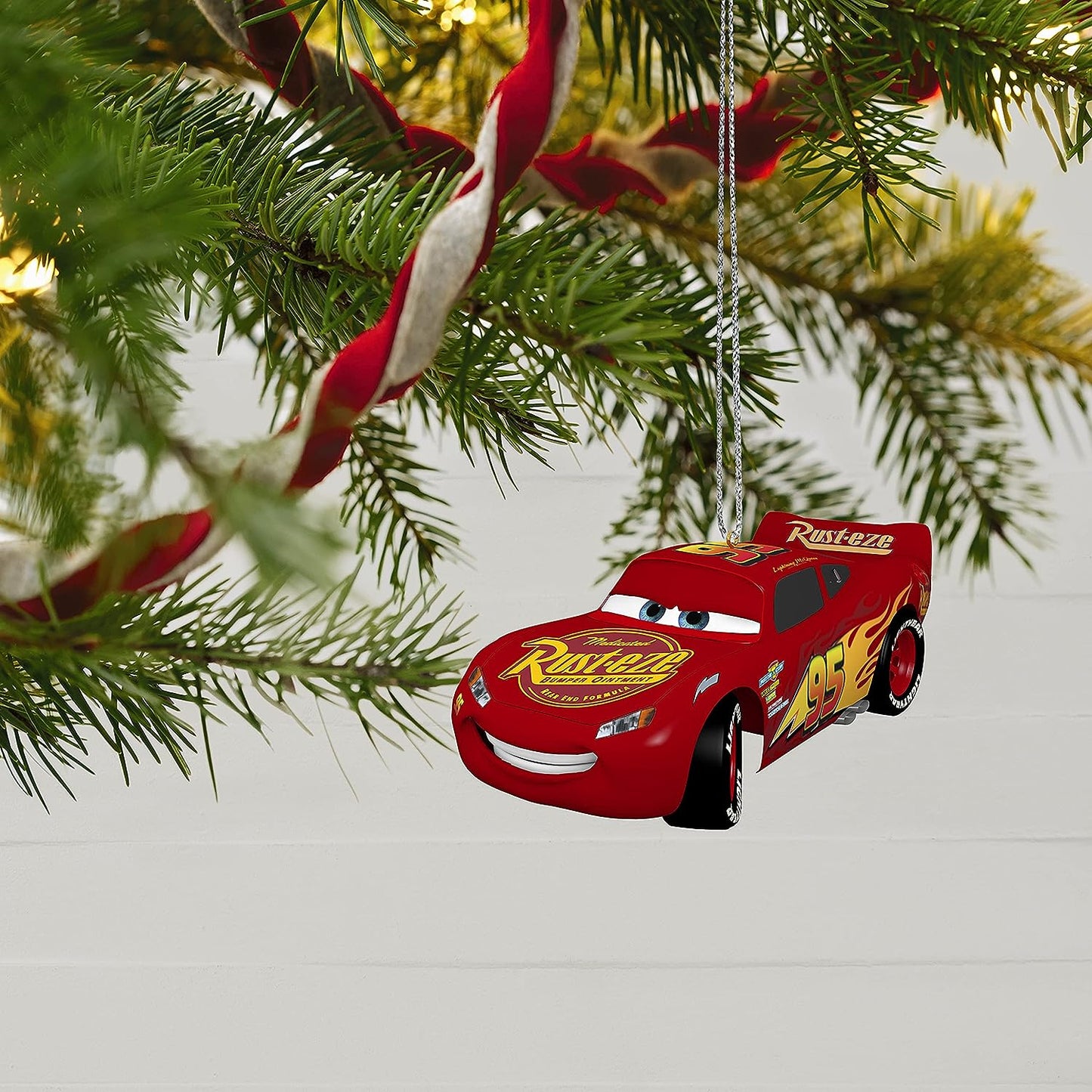 2021 Lightning Mcqueen Hallmark Ornament (Disney) QXD6492
