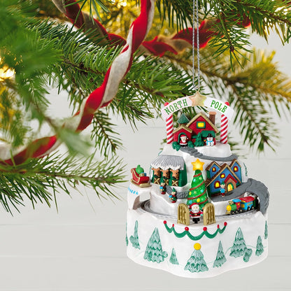 QGO2185 2021 North Pole Village (North Pole Village) Image5